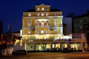 Отель Hotel Anna Palace  Руза